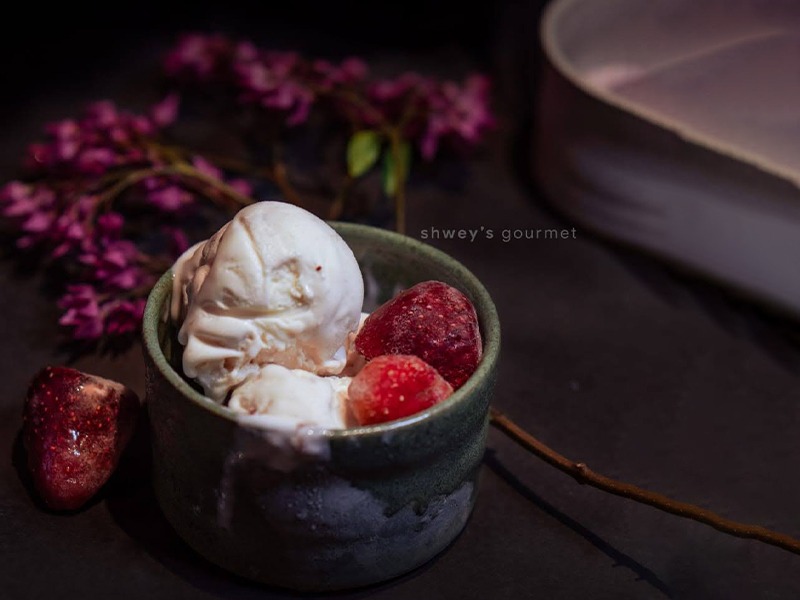 Popular ice cream flavour  in Edapally, Ernakulam, kochi